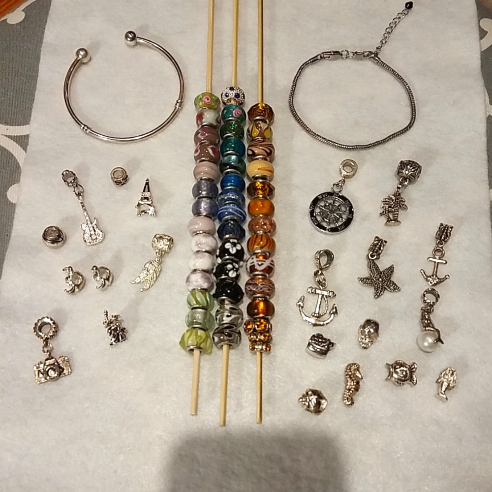 Interchangeable Bracelets, Charms & Glass Beads